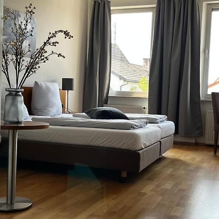 Landgasthof Zur Sonne I Hotel & Restaurant Neuburg am Rhein 外观 照片