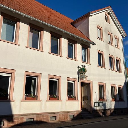 Landgasthof Zur Sonne I Hotel & Restaurant Neuburg am Rhein 外观 照片