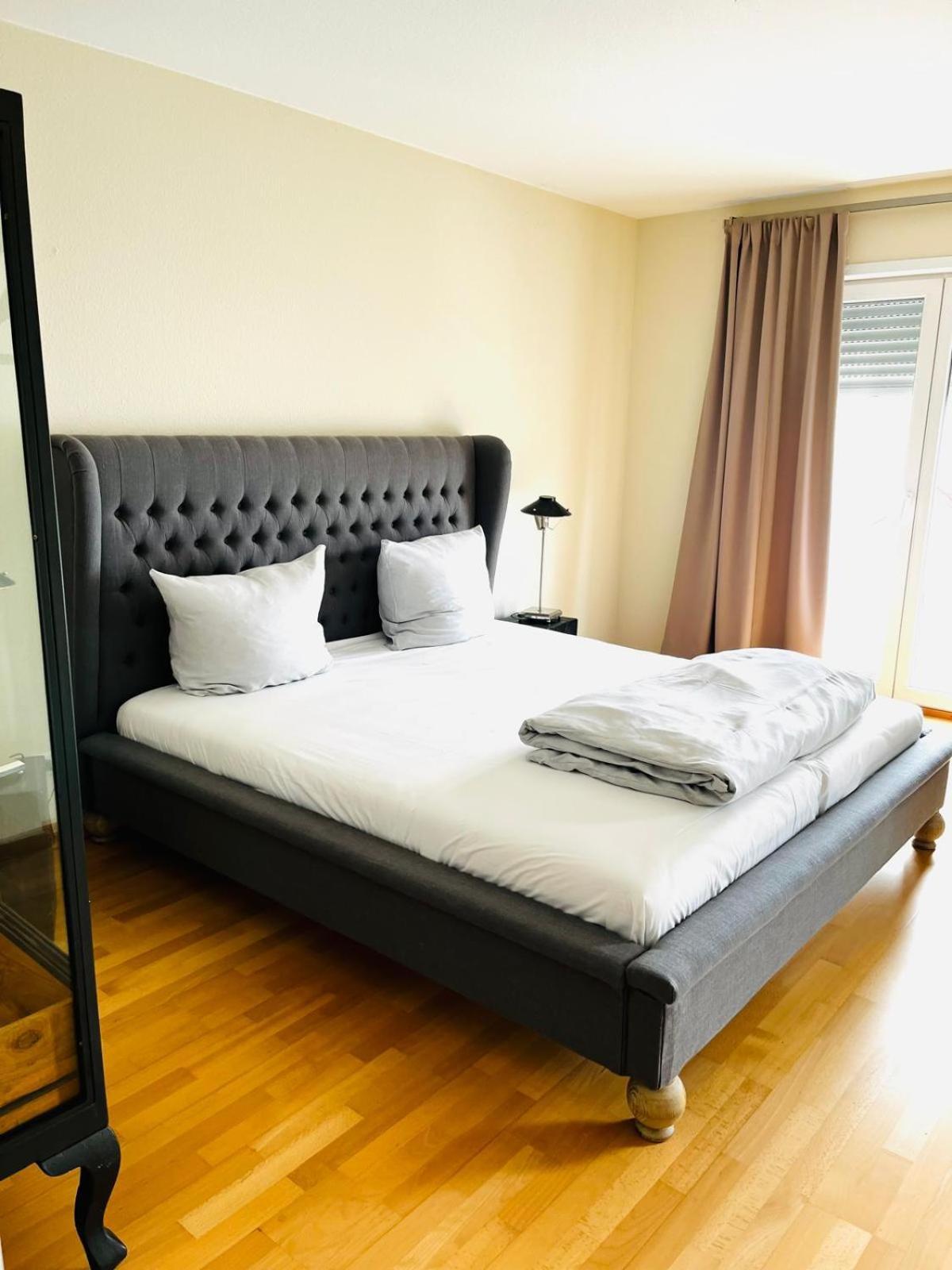 Landgasthof Zur Sonne I Hotel & Restaurant Neuburg am Rhein 外观 照片