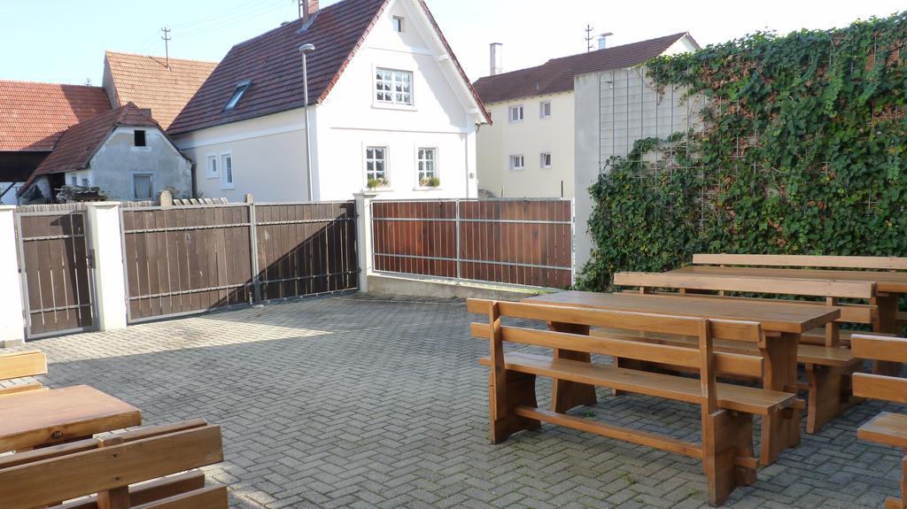 Landgasthof Zur Sonne I Hotel & Restaurant Neuburg am Rhein 外观 照片